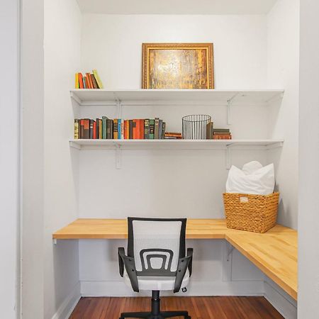 Library Square Suites Толедо Экстерьер фото