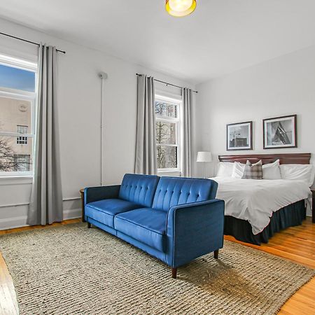 Library Square Suites Толедо Экстерьер фото